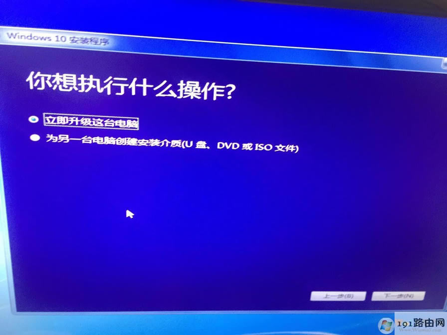 ,ϵy