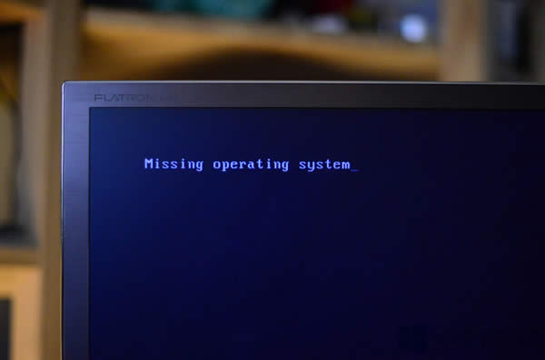 Win8_˙CĻ@ʾmissing operating systemޏ